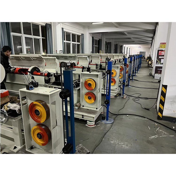 50/3 Orizontal Pipe Stranding Machine